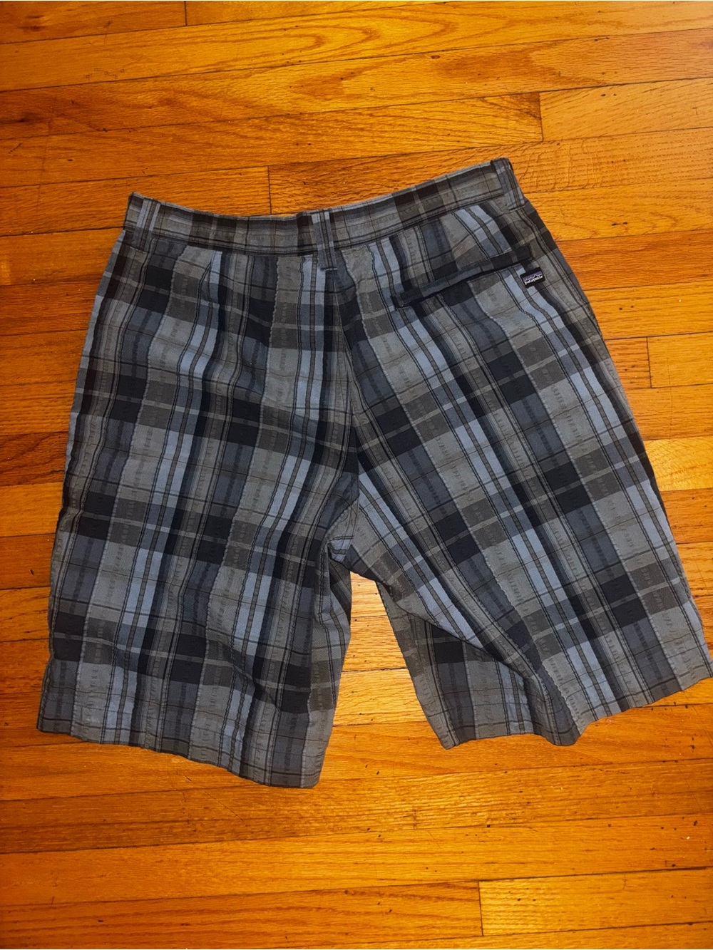 Patagonia Plaid Shorts Sz 32 Blue/Gray/Black Missing Button